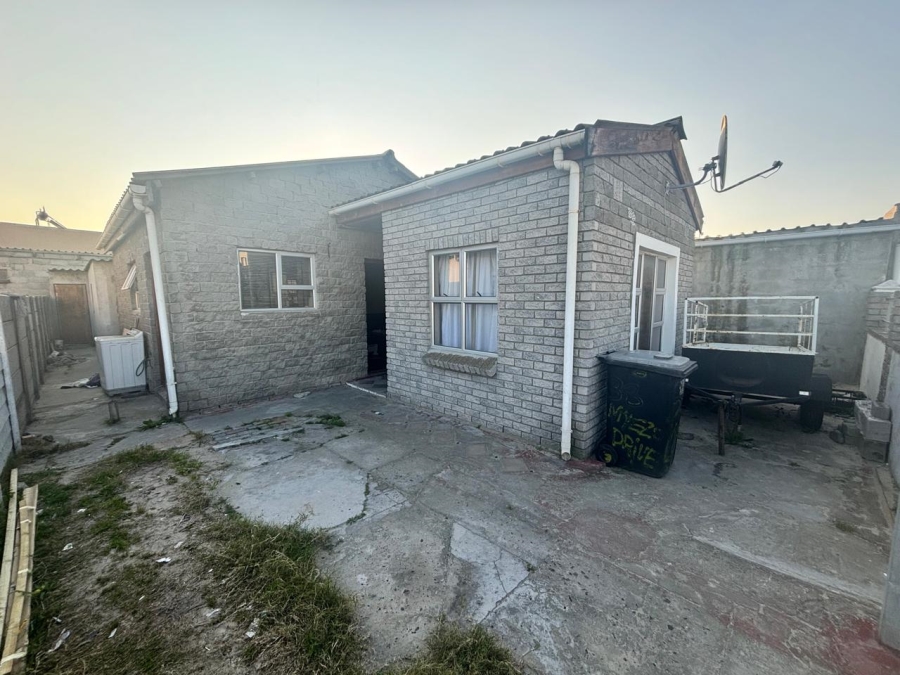 2 Bedroom Property for Sale in Philippi Western Cape